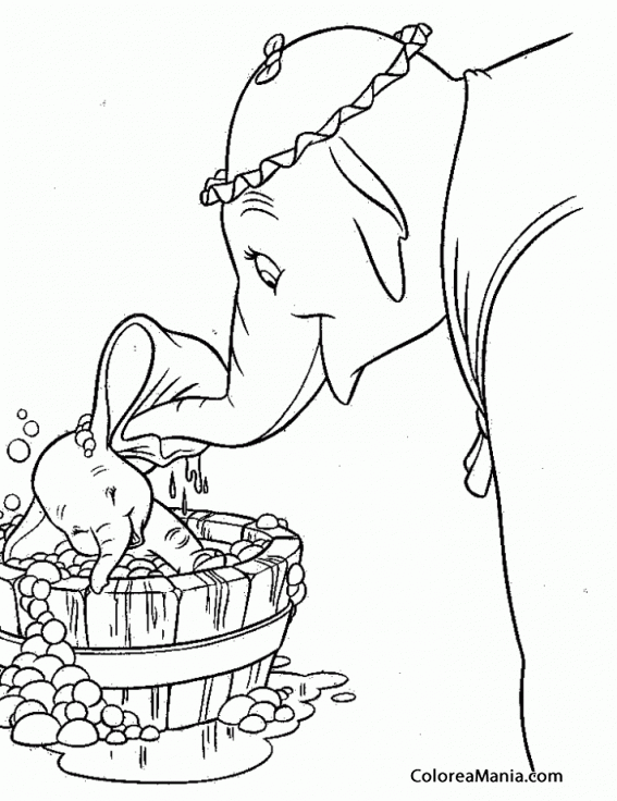 Colorear Dumbo y su mam lavndolo